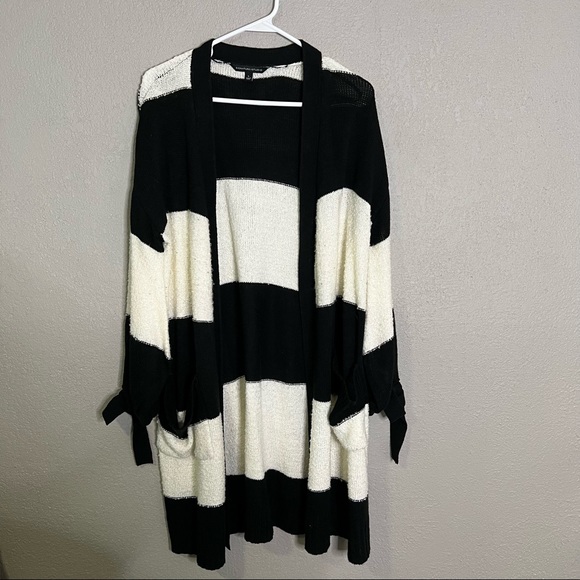 Signature Studio Sweaters - SIGNATURE STUDIO Striped Cardigan Sweater